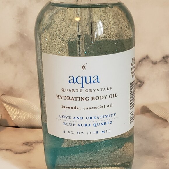 Aqua Quartz Crystals Illuminating Hydrating Body Oil Sparkle and Glow - NEW - Picture 3 of 8